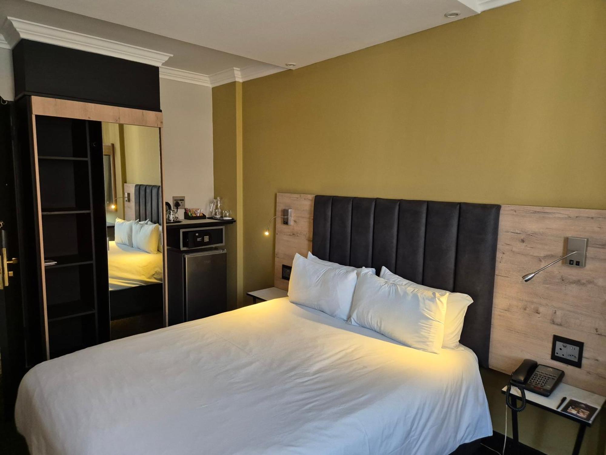 Manhattan Hotel Pretoria-Noord Dış mekan fotoğraf