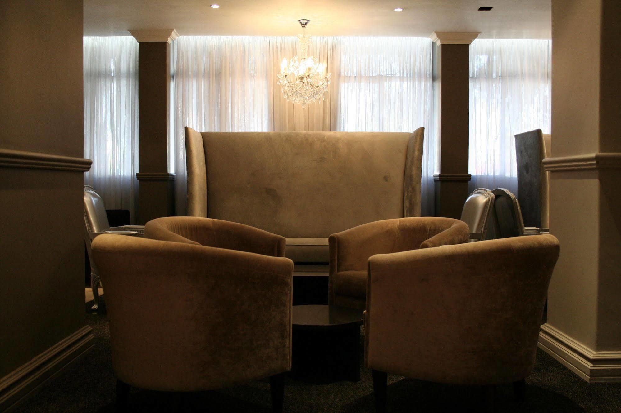 Manhattan Hotel Pretoria-Noord Dış mekan fotoğraf