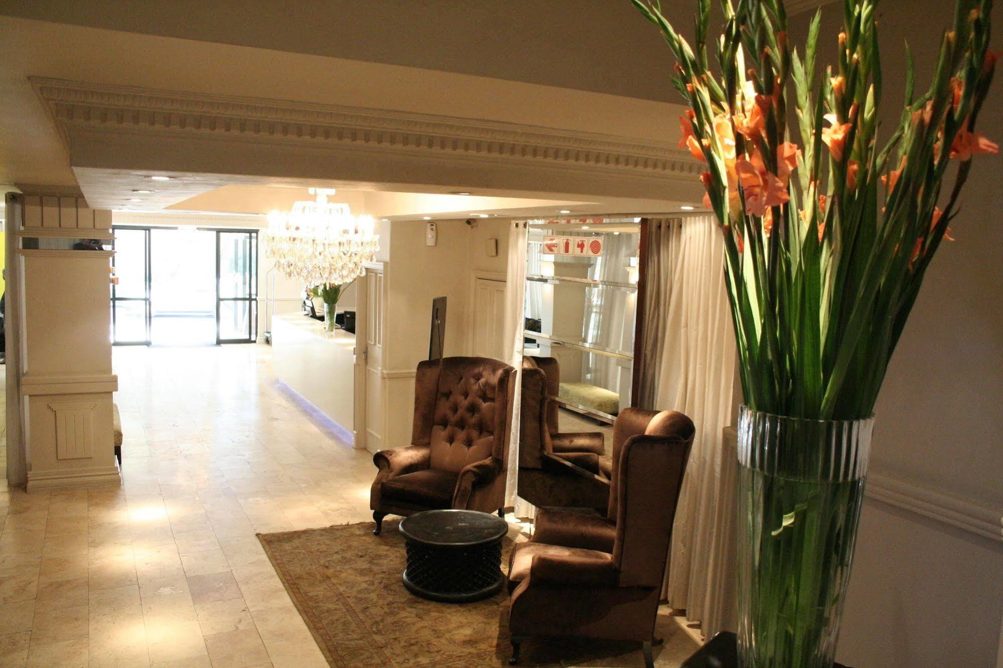 Manhattan Hotel Pretoria-Noord Dış mekan fotoğraf
